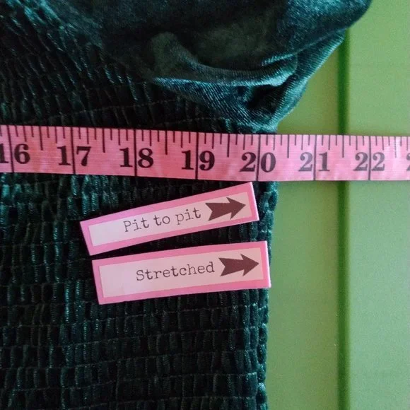 Simplee (L) Smocked Bodycon Off Shoulder Puff Short Sleeve Emerald Mermaid Dress - Picture 10 of 11